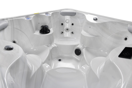 Гидромассажный спа бассейн NordicSpa Nyerd (Ньерд)